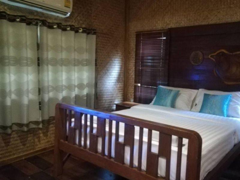 Tayan Resort And Spa Kanchanaburi Esterno foto